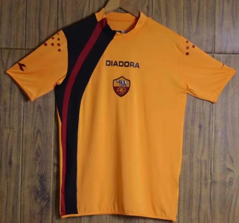 Retro 05-06 Roma home soccer jersey size S-2XL